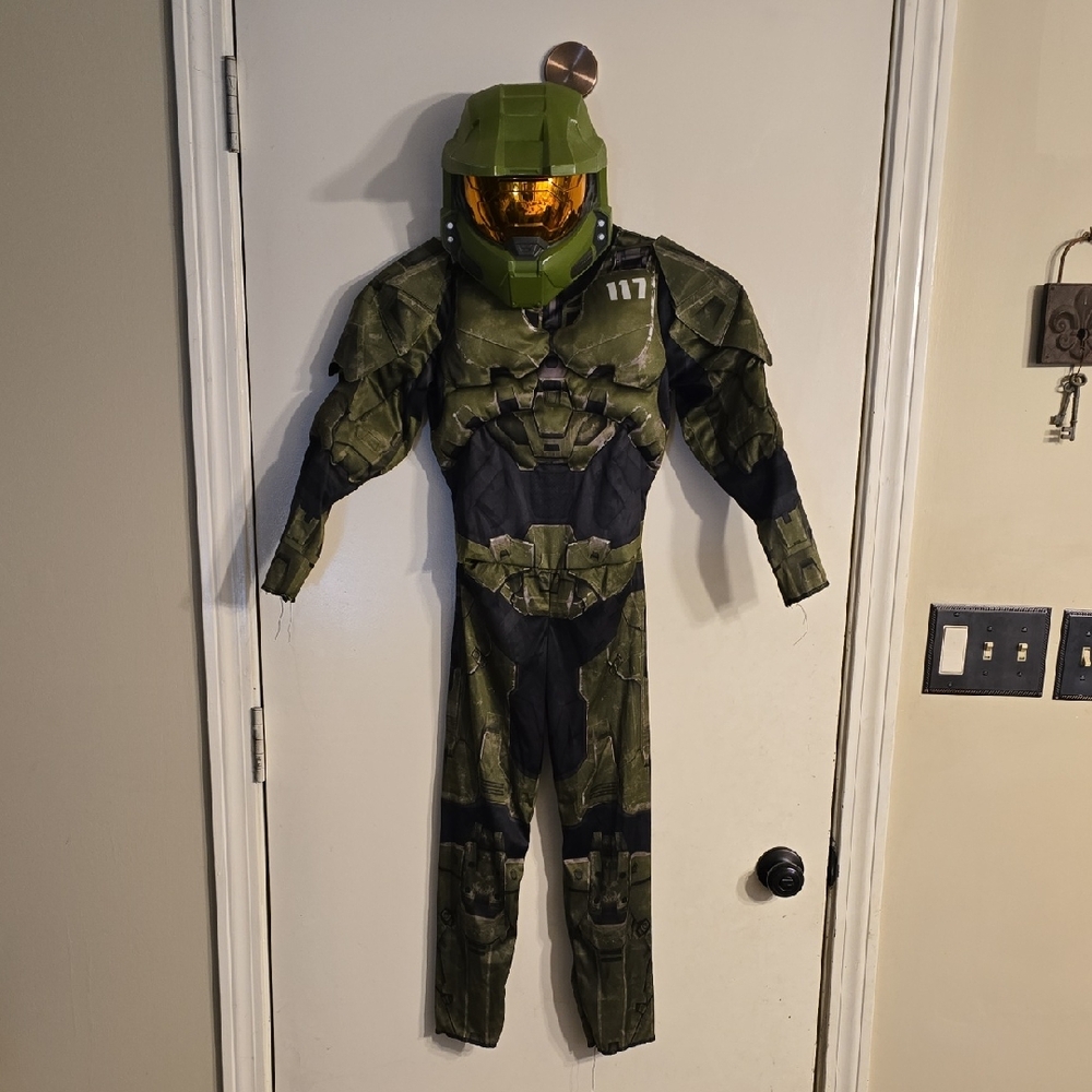 Halo Kids Superhero Costume in Green and Black Size 7/8